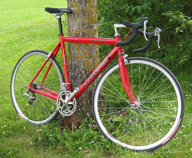 Cyclepro Altron 1998